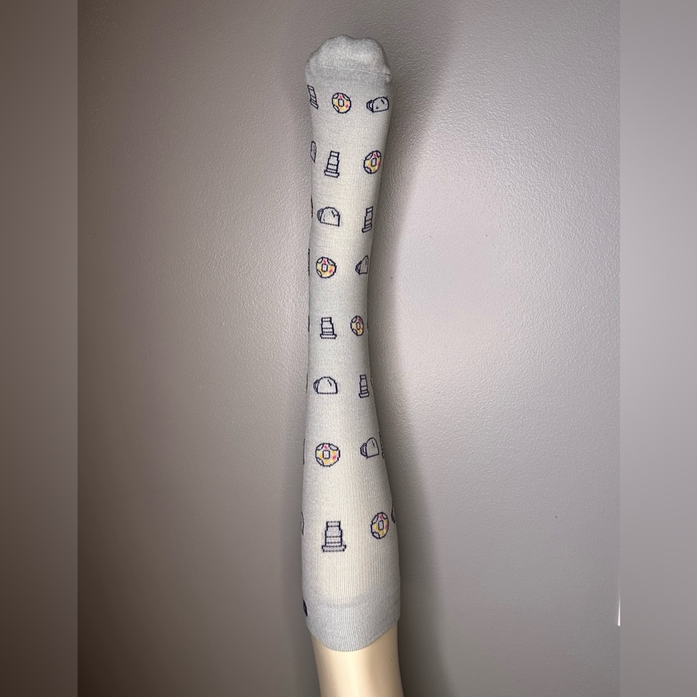 FIGS Compression Socks Size Small S Coffee STAT Donuts nursing medical grey - Picture 5 of 7